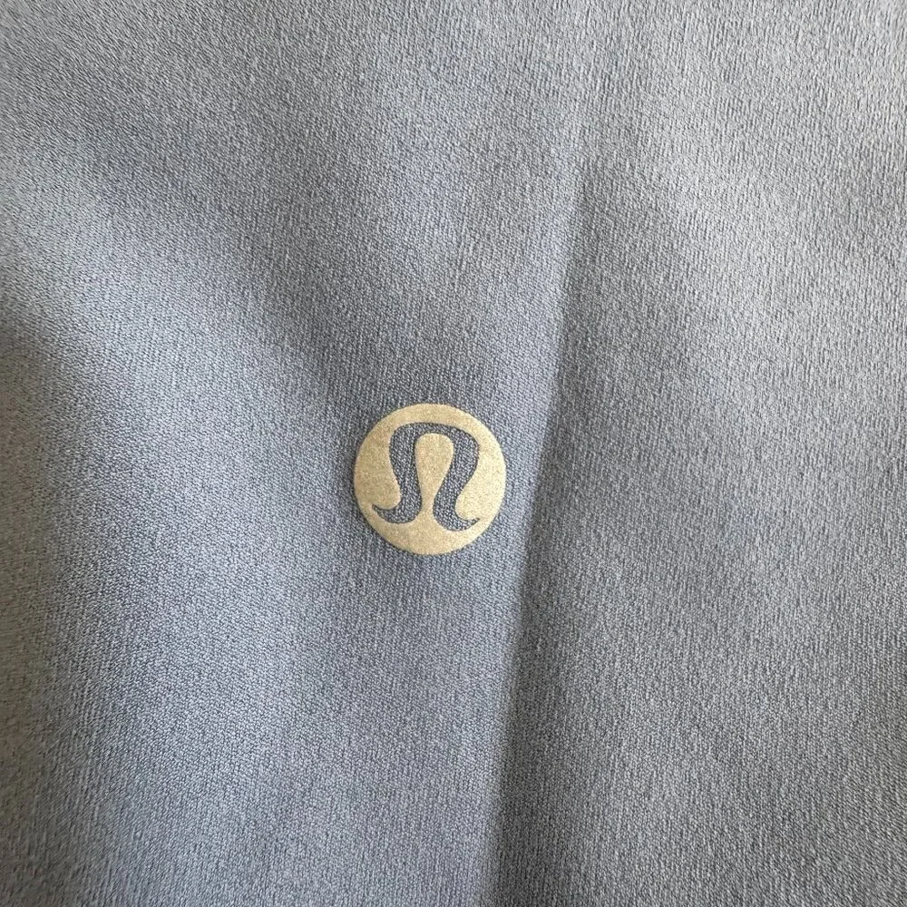 Lululemon Align High-Rise Short 2" in Oasis Blue, Size 4 - Picture 4 of 4